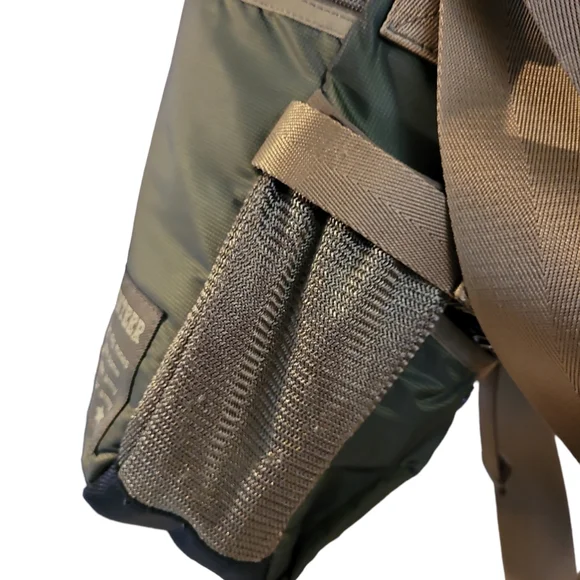 Volunteer Crossbody Messenger Bag - Picture 10 of 16